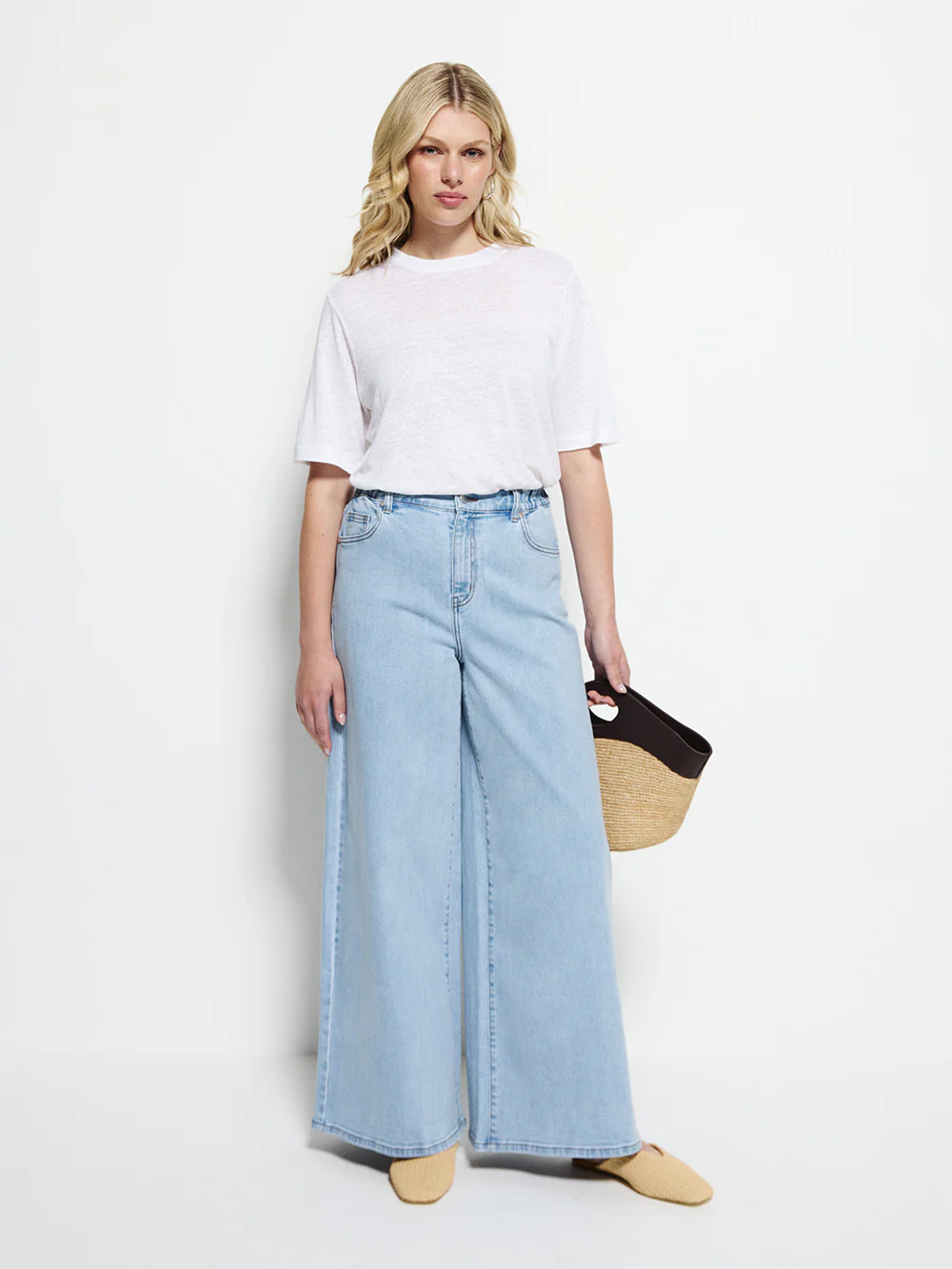 Short Sleeve Linen Tee - Image 7