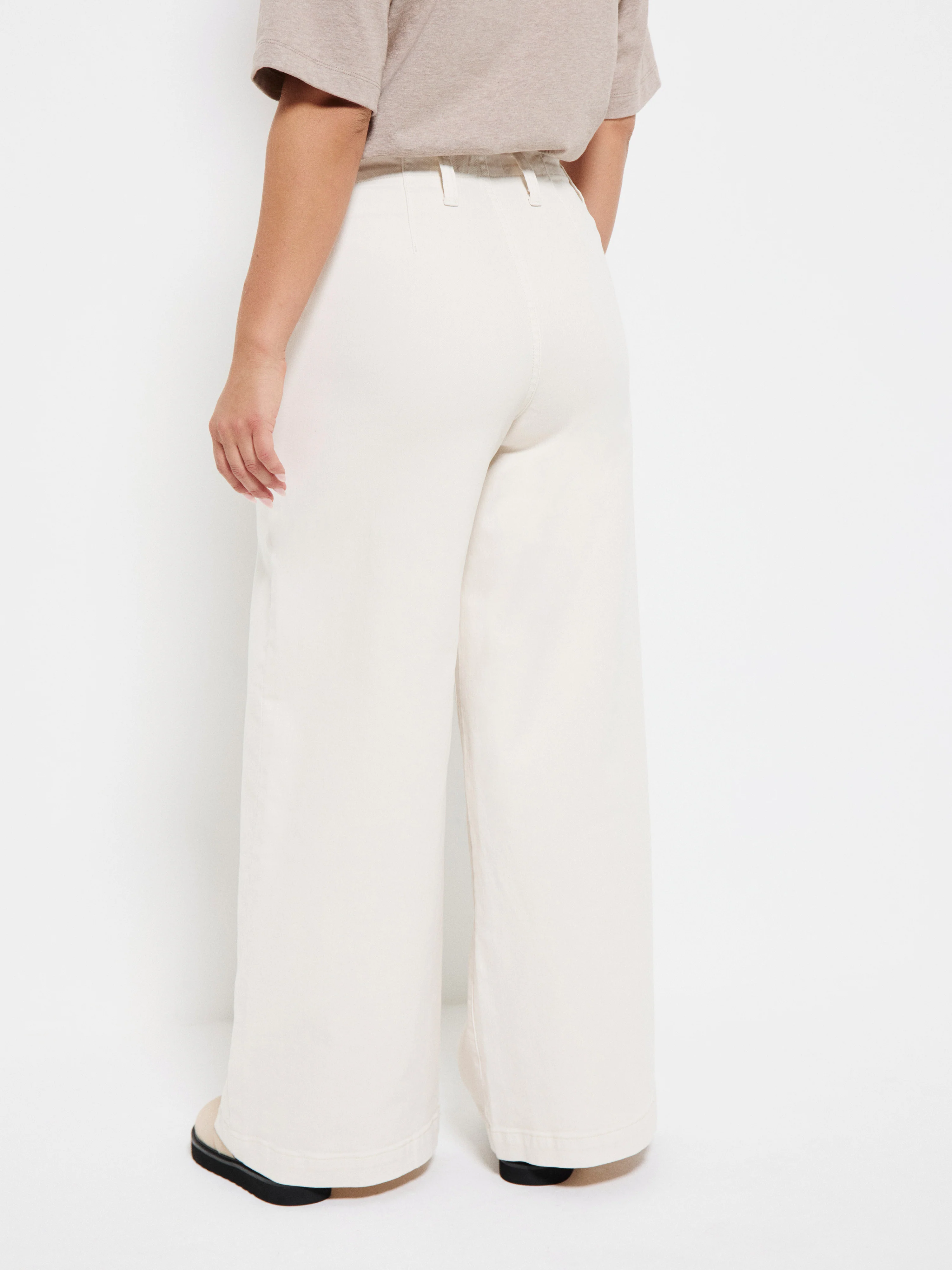 Side Pocket Jean - Image 4