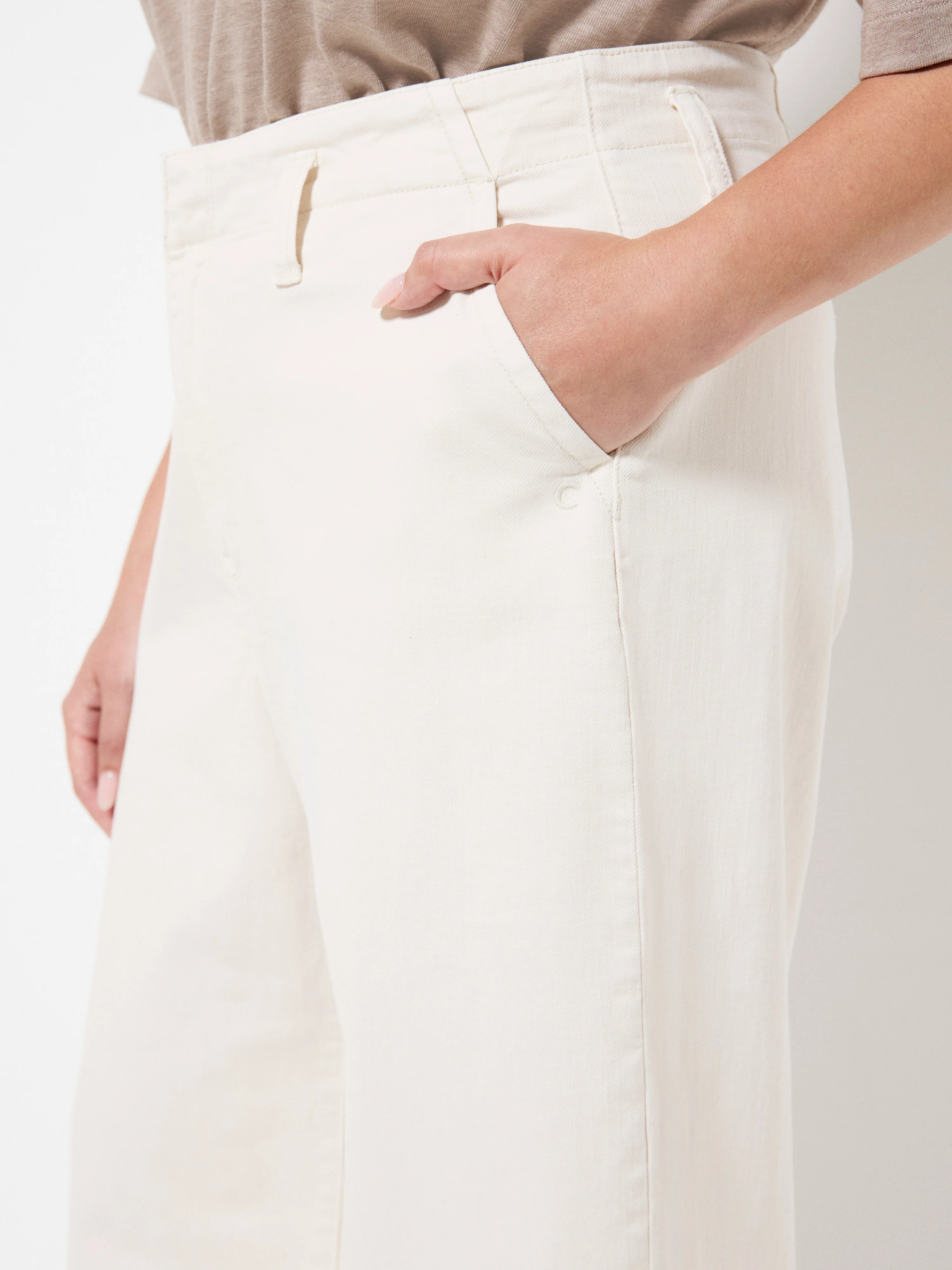 Side Pocket Jean - Image 6