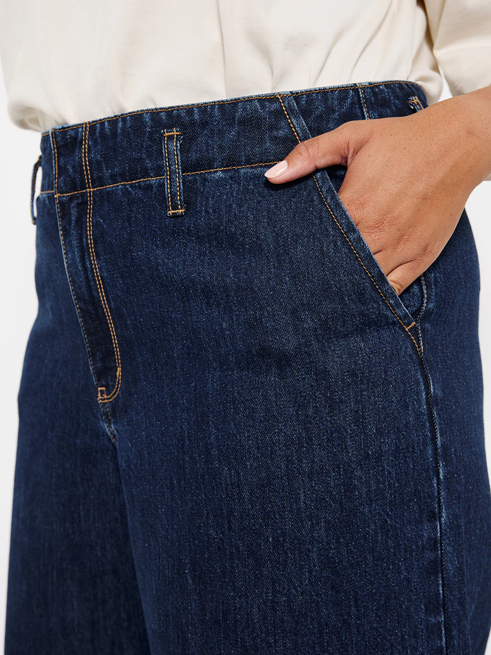 Side Pocket Jean - Image 7