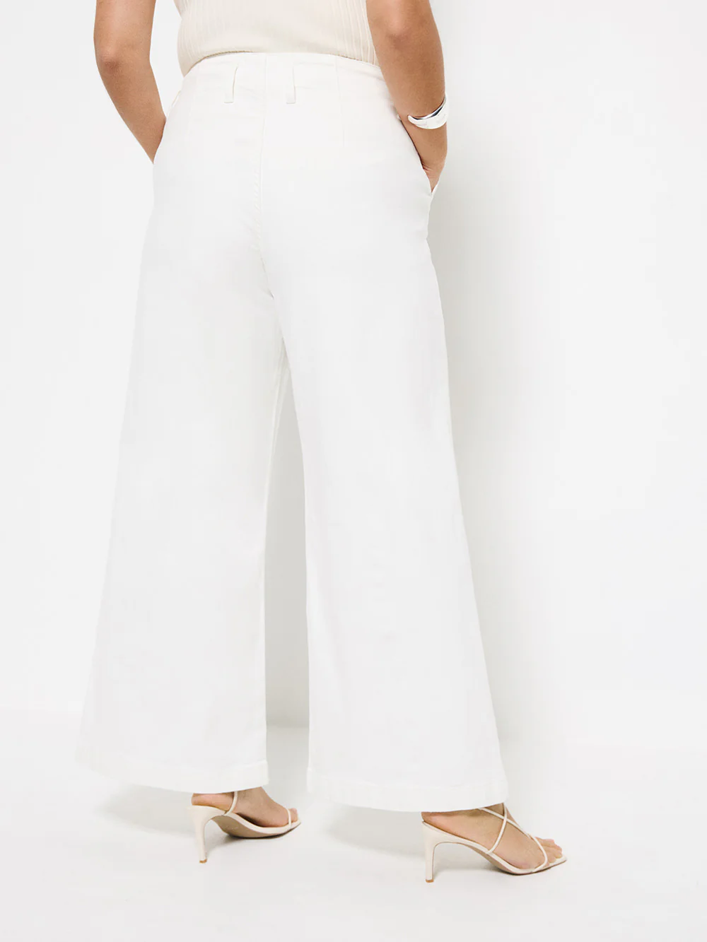 Side Pocket Jean - Image 8