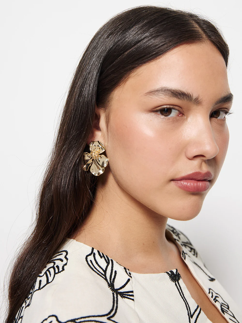 Sienna Floral Earrings - Image 2