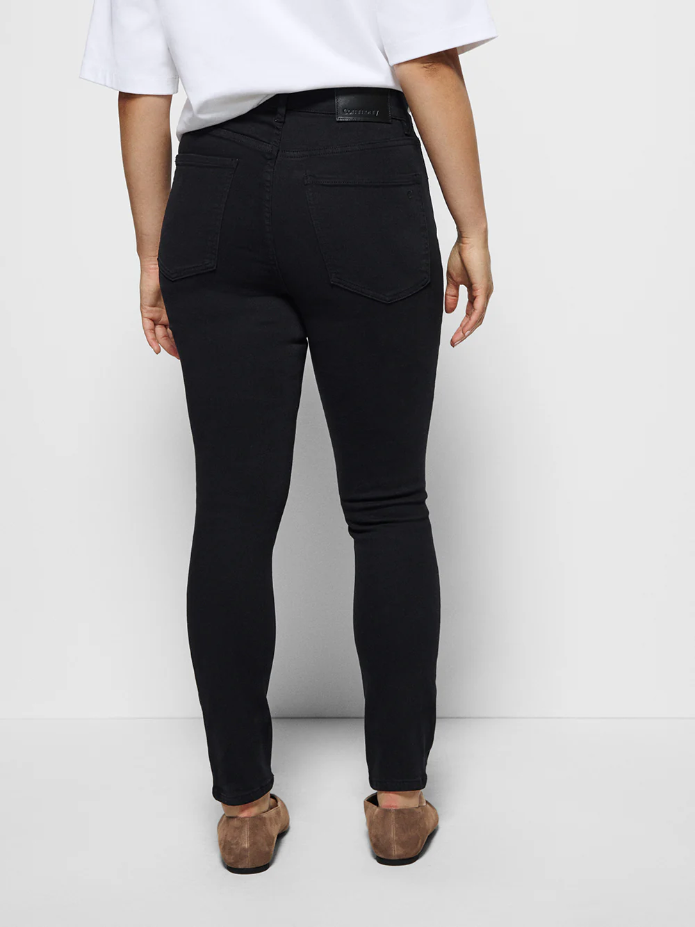 Skinny Leg Jean - Image 4