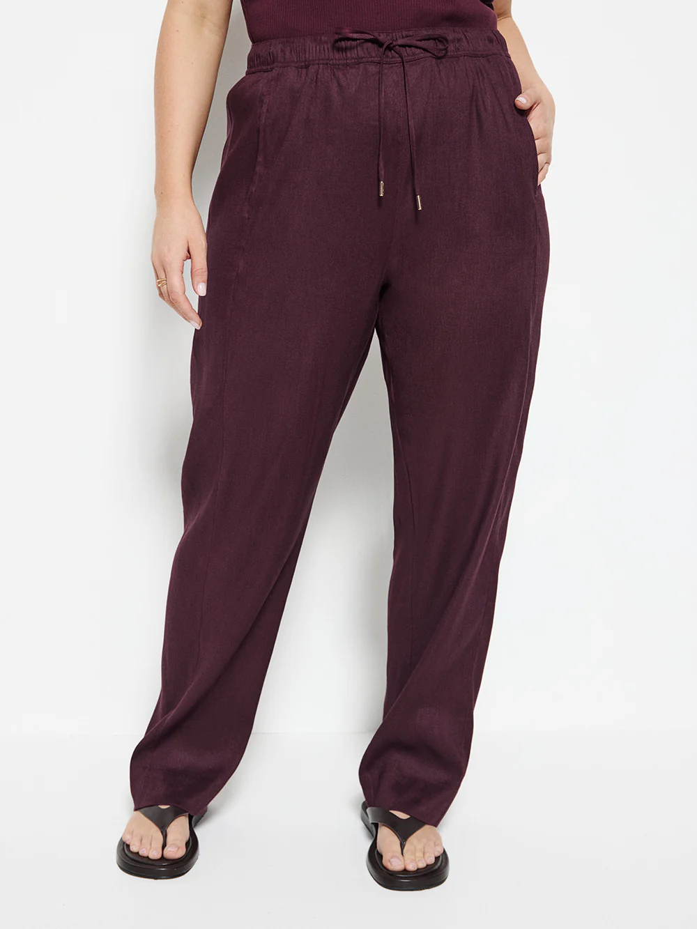 Stephanie Pant - Image 6