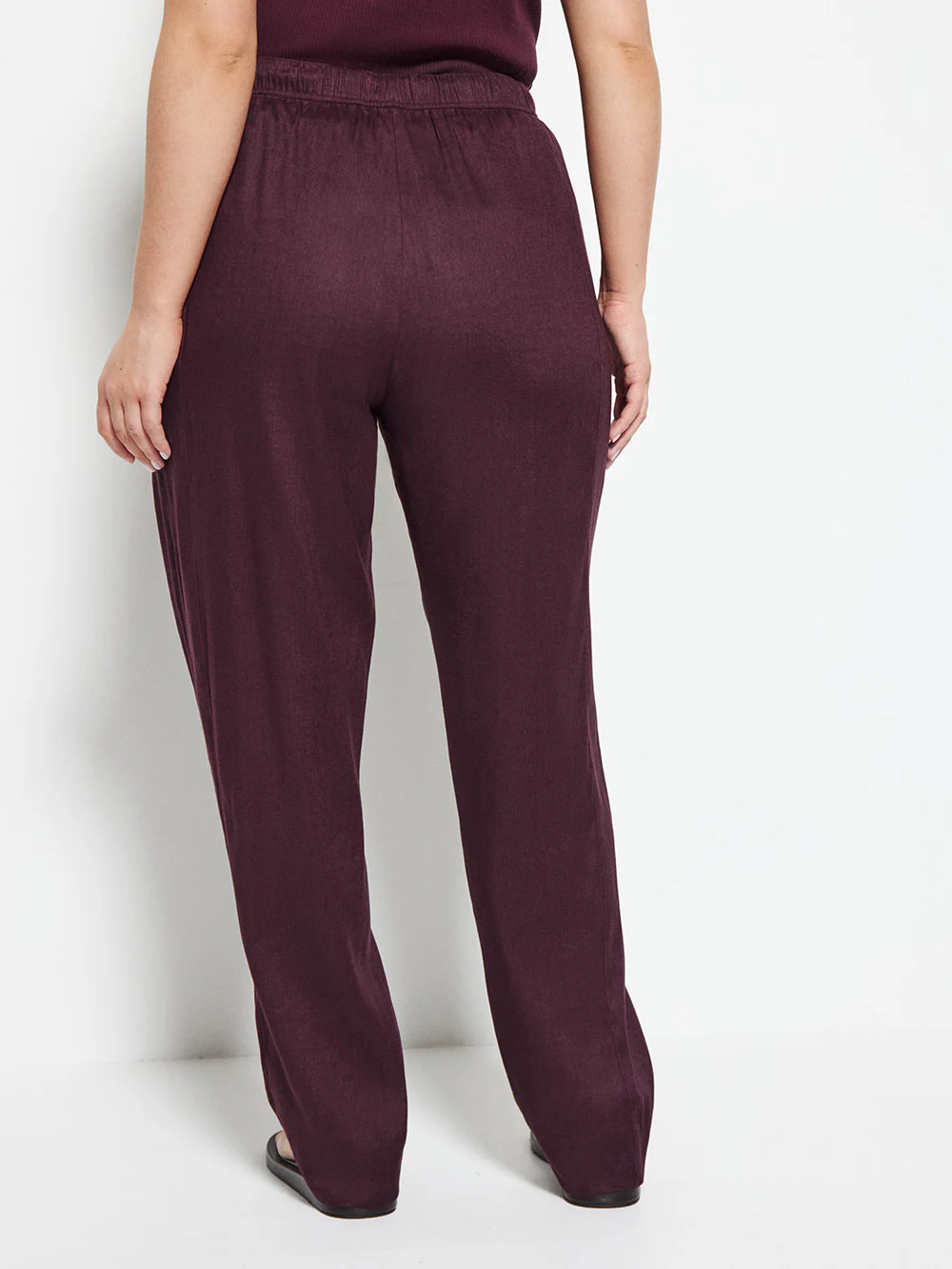 Stephanie Pant - Image 8