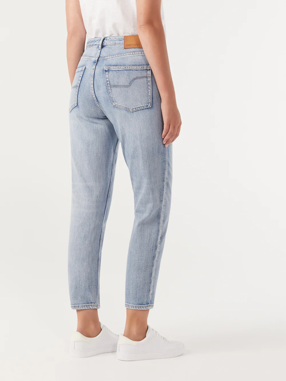 Straight Leg Jeans - Image 3