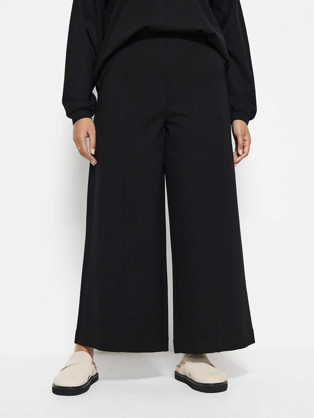 Tegan Pant - Image 7