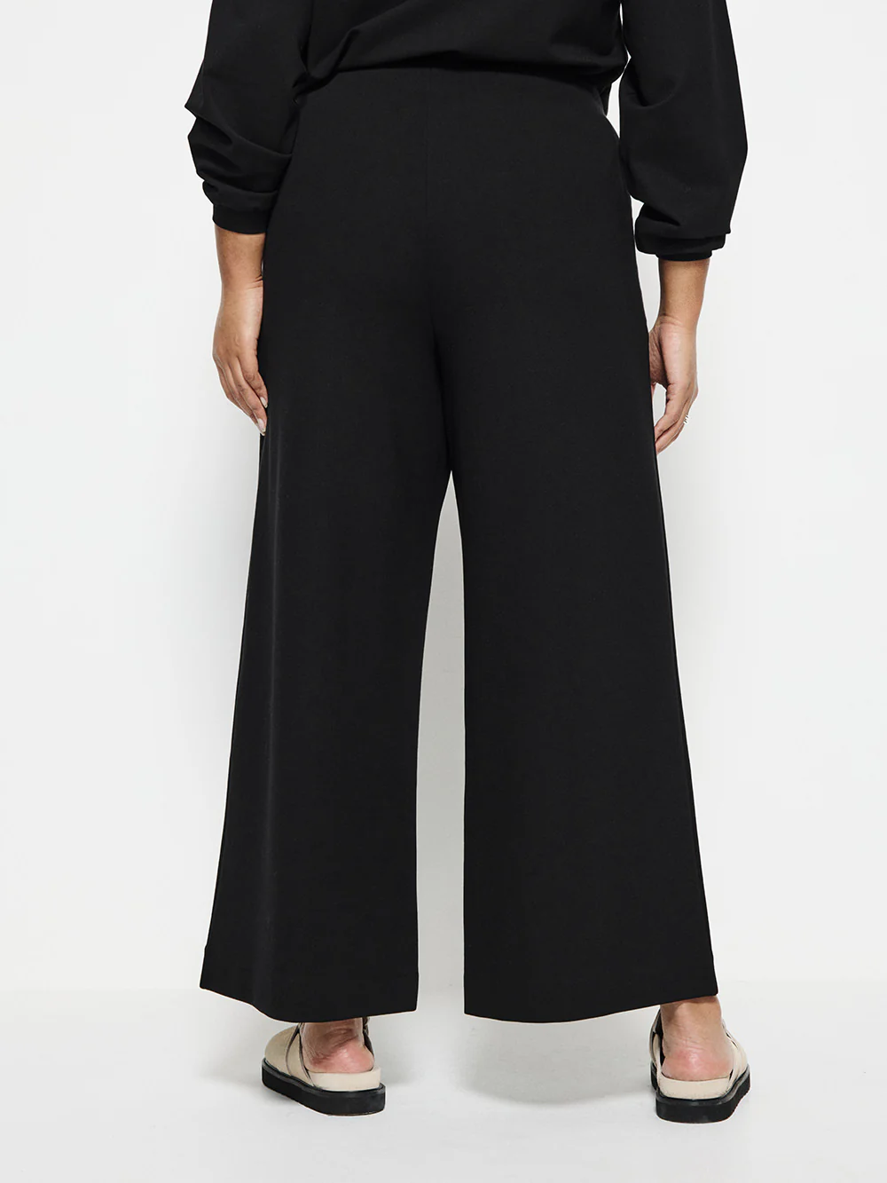 Tegan Pant - Image 9