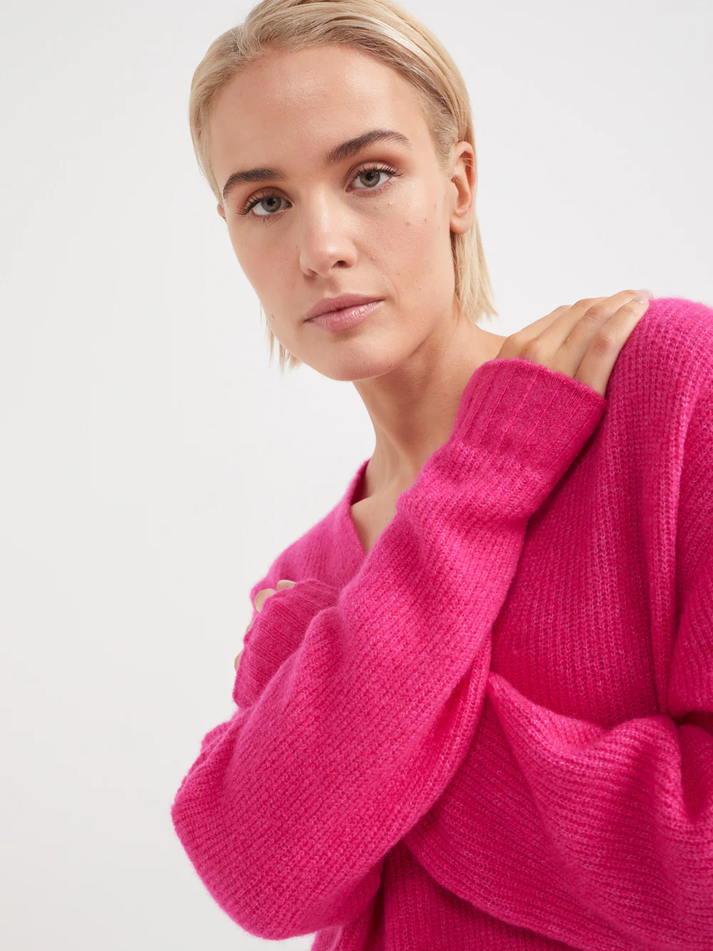 The Cardigan Stitch V Neck Pullover - Image 3