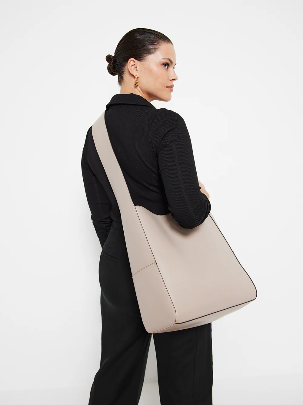 The Colette Leather Hobo - Image 3