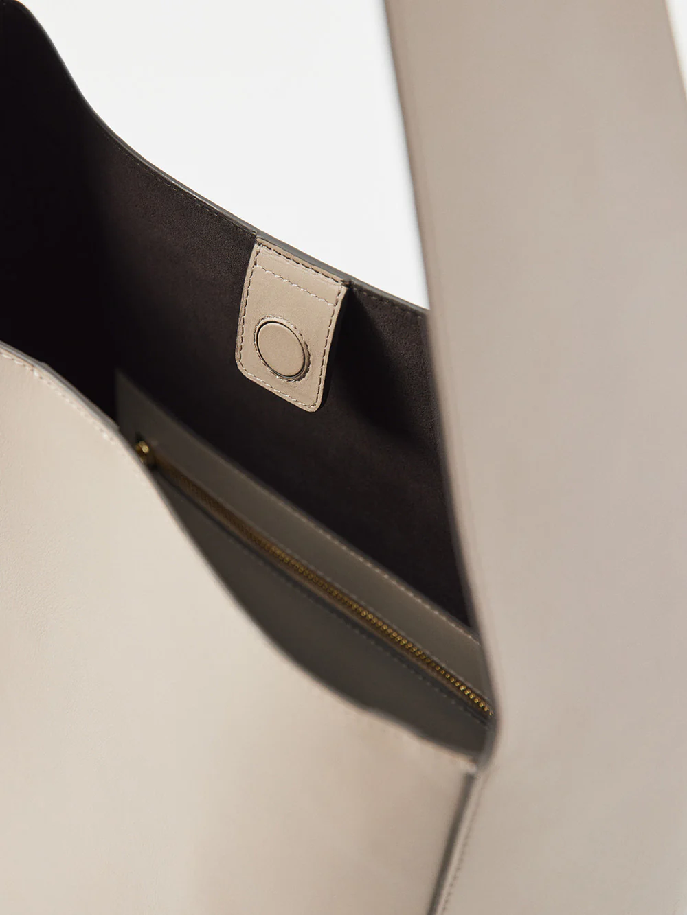 The Colette Leather Hobo - Image 5