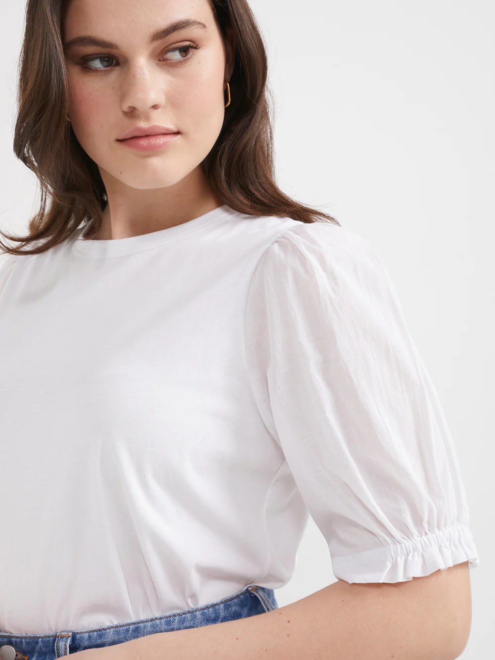 The Contrast Sleeve Tee - Image 4