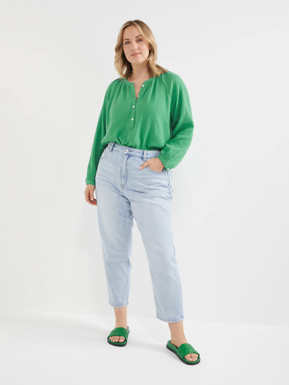 The Cotton Crinkle Popover Top - Image 6