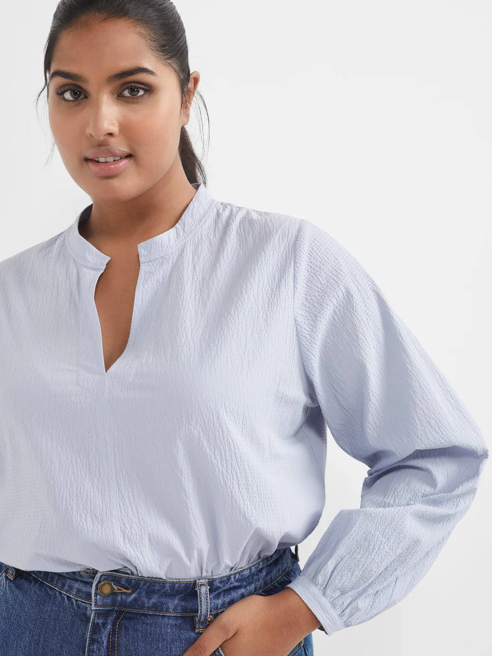 The Cotton Crinkle Vent Neck Top - Image 5