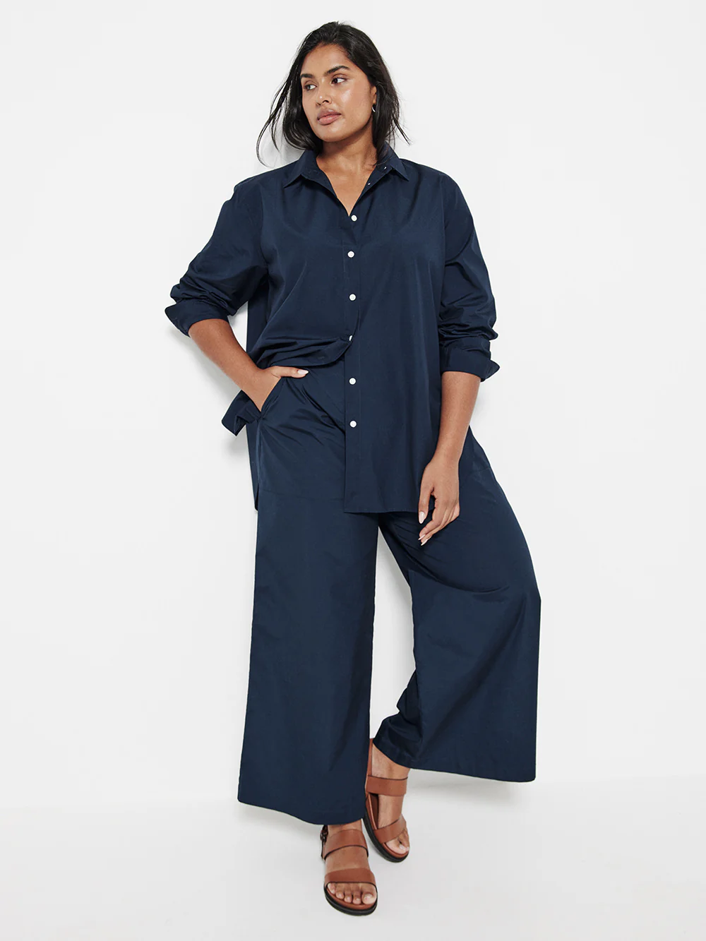 The Cotton Curved Hem Shirt - Image 8