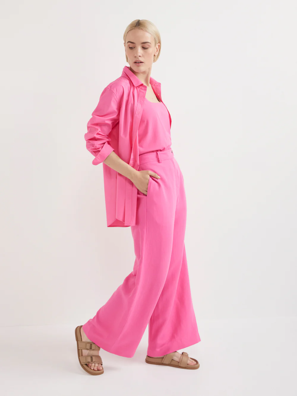 The Cotton Poplin Shirt - Image 2