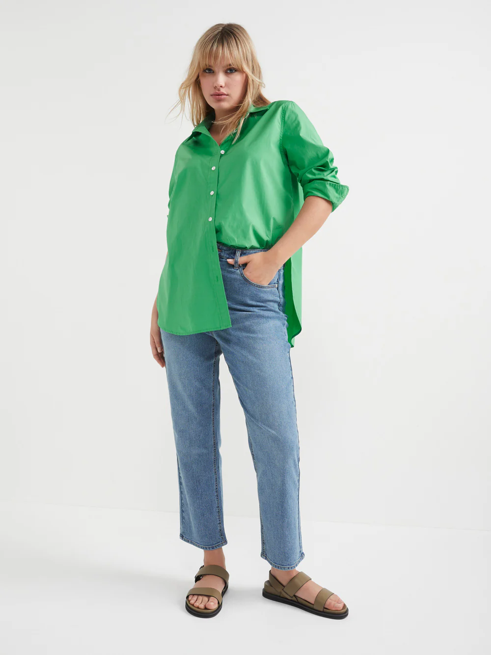 The Cotton Poplin Shirt - Image 4