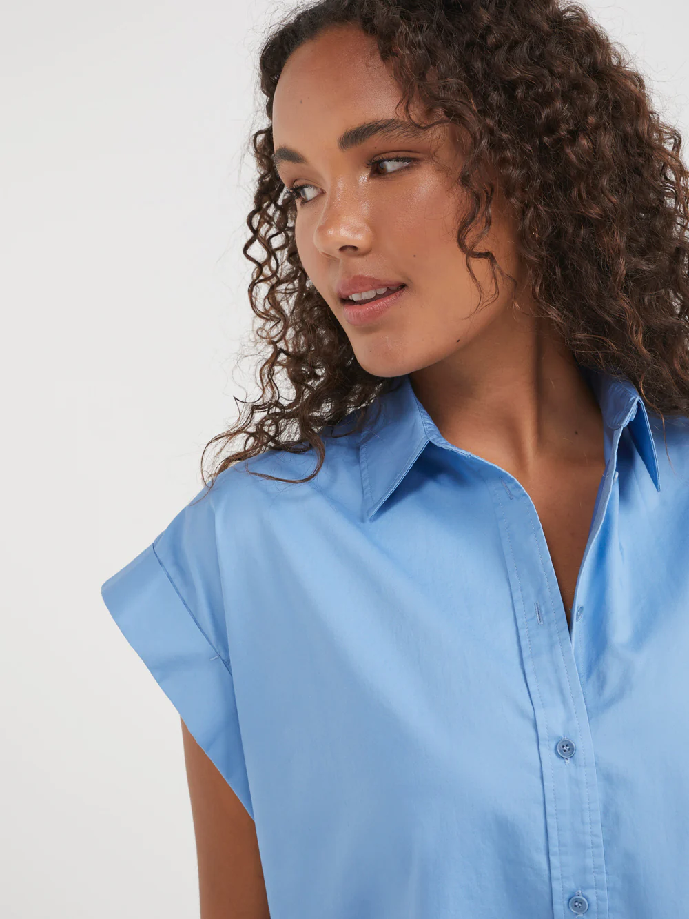 The Cotton Sateen Cuff Shirt - Image 3