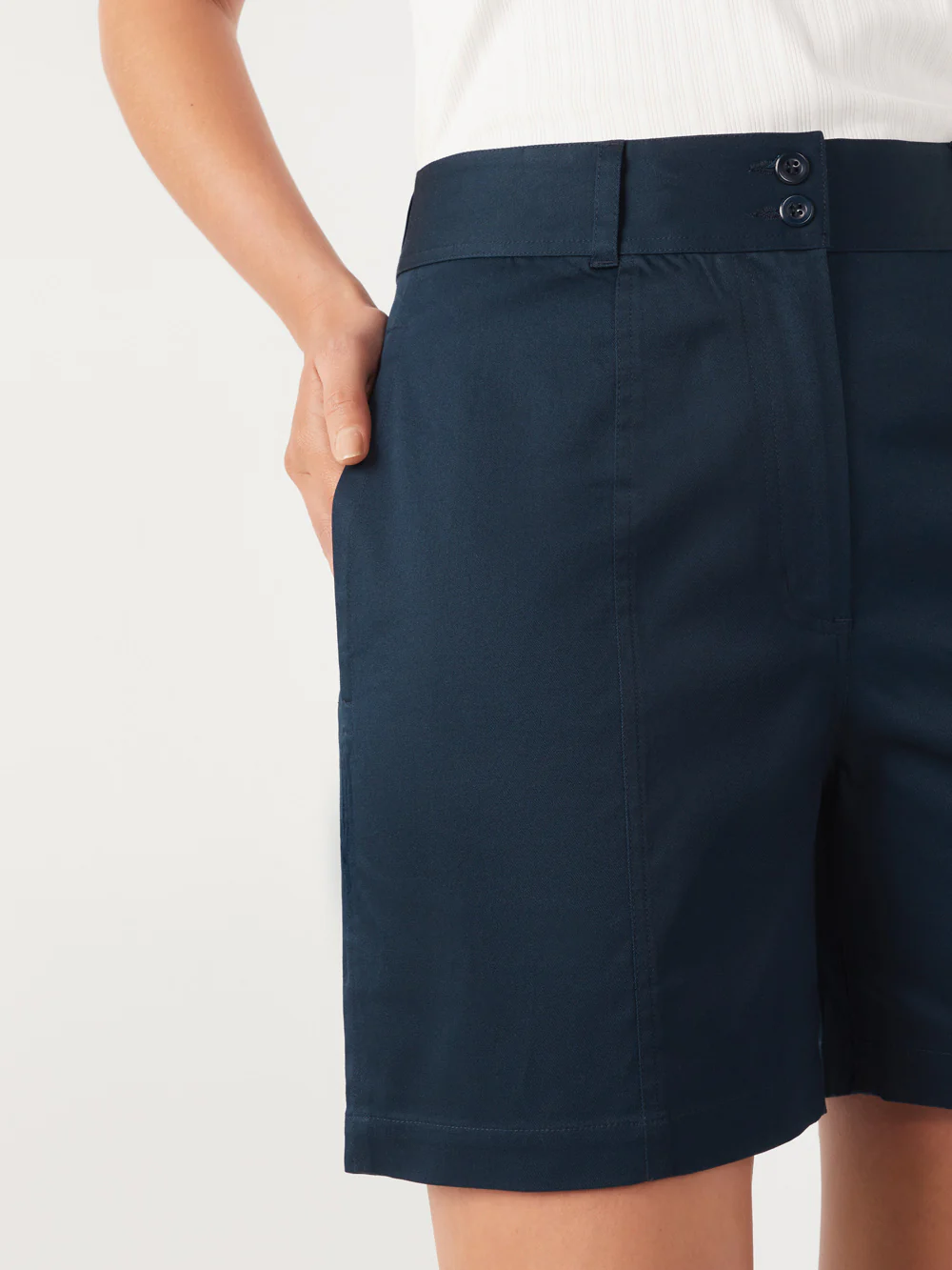 The Cotton Twill Short - Image 4