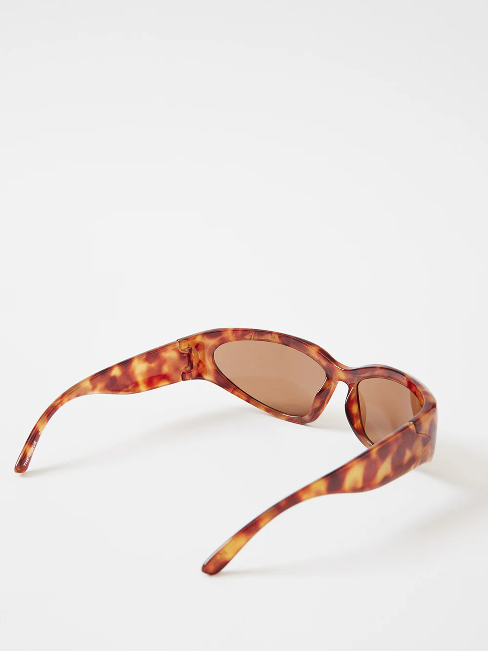 The Curve Sunglasses - Image 3