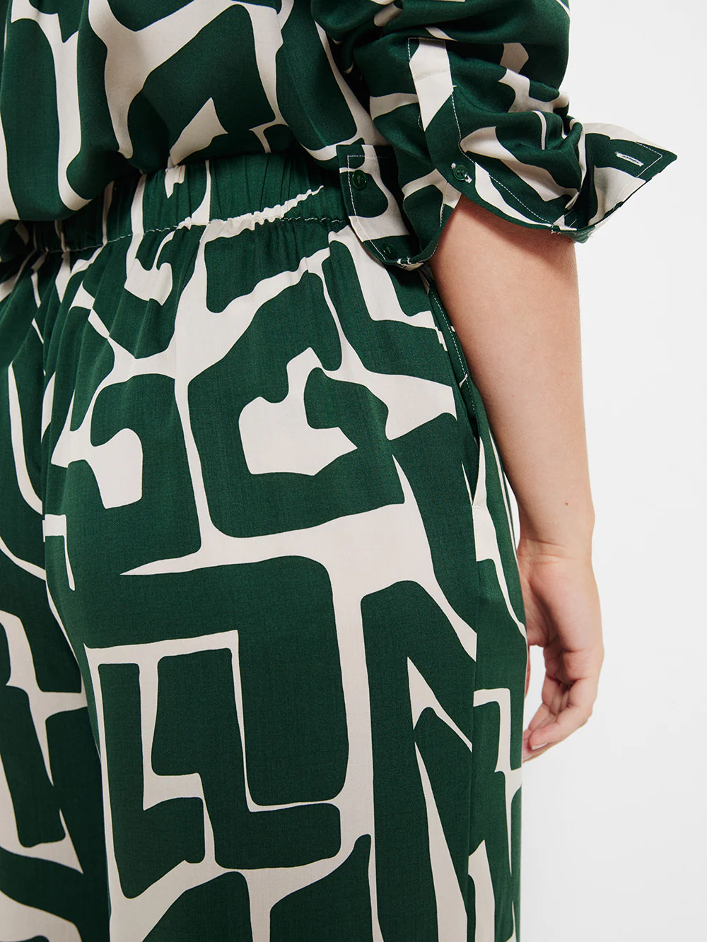 The Draped Print Pant - Image 7