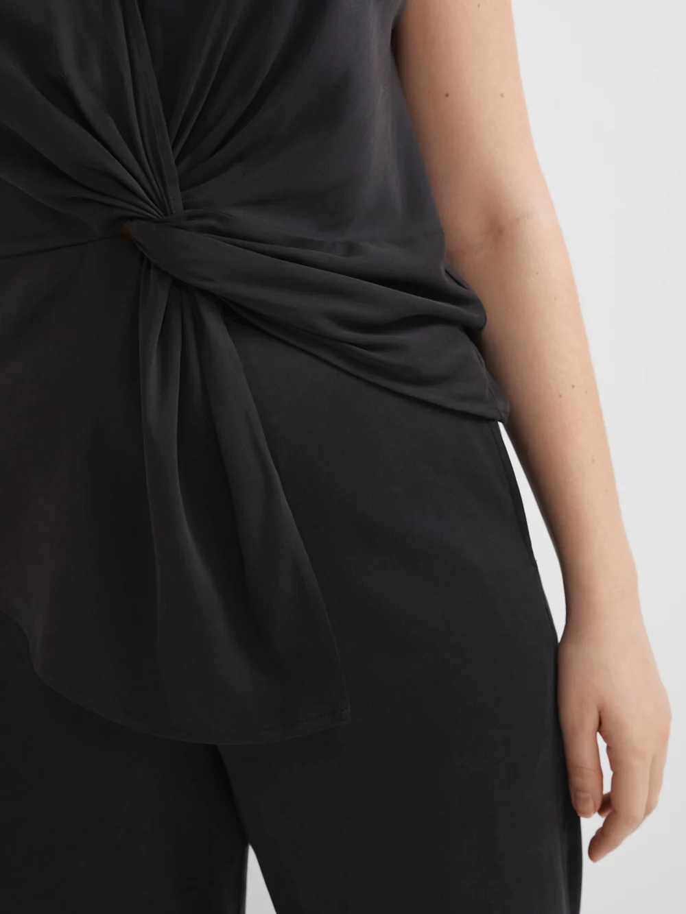 The Draped Twist Front Top - Image 4