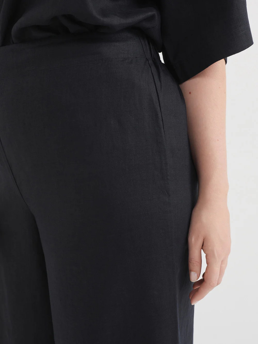 The Flat Front Linen Pant - Image 8