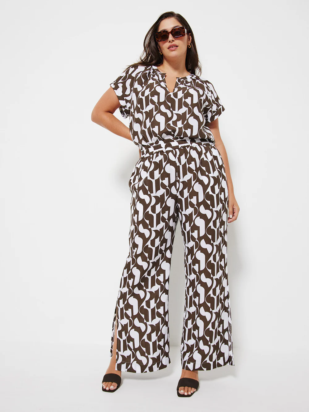The Graphic Print Pant - Image 5