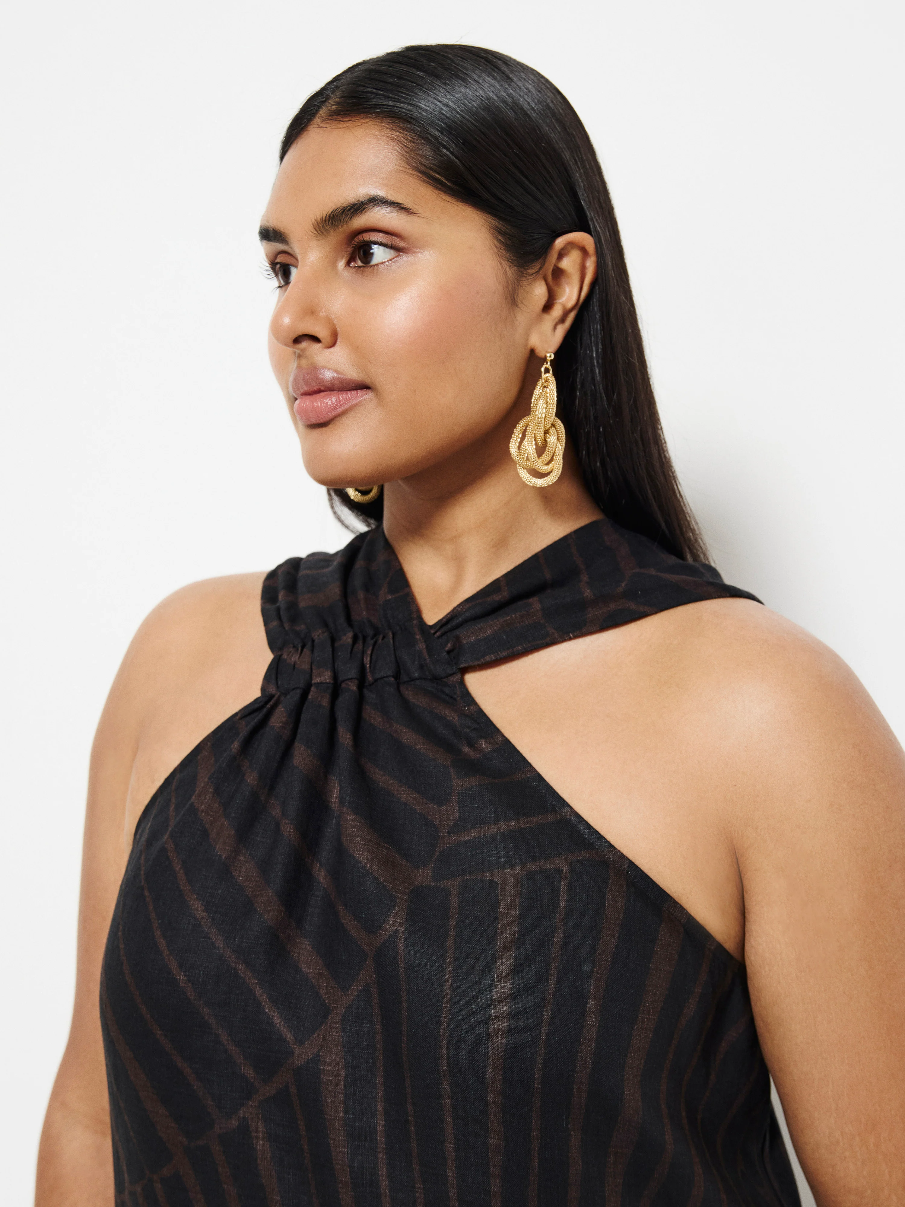 The Iris Earrings - Image 4