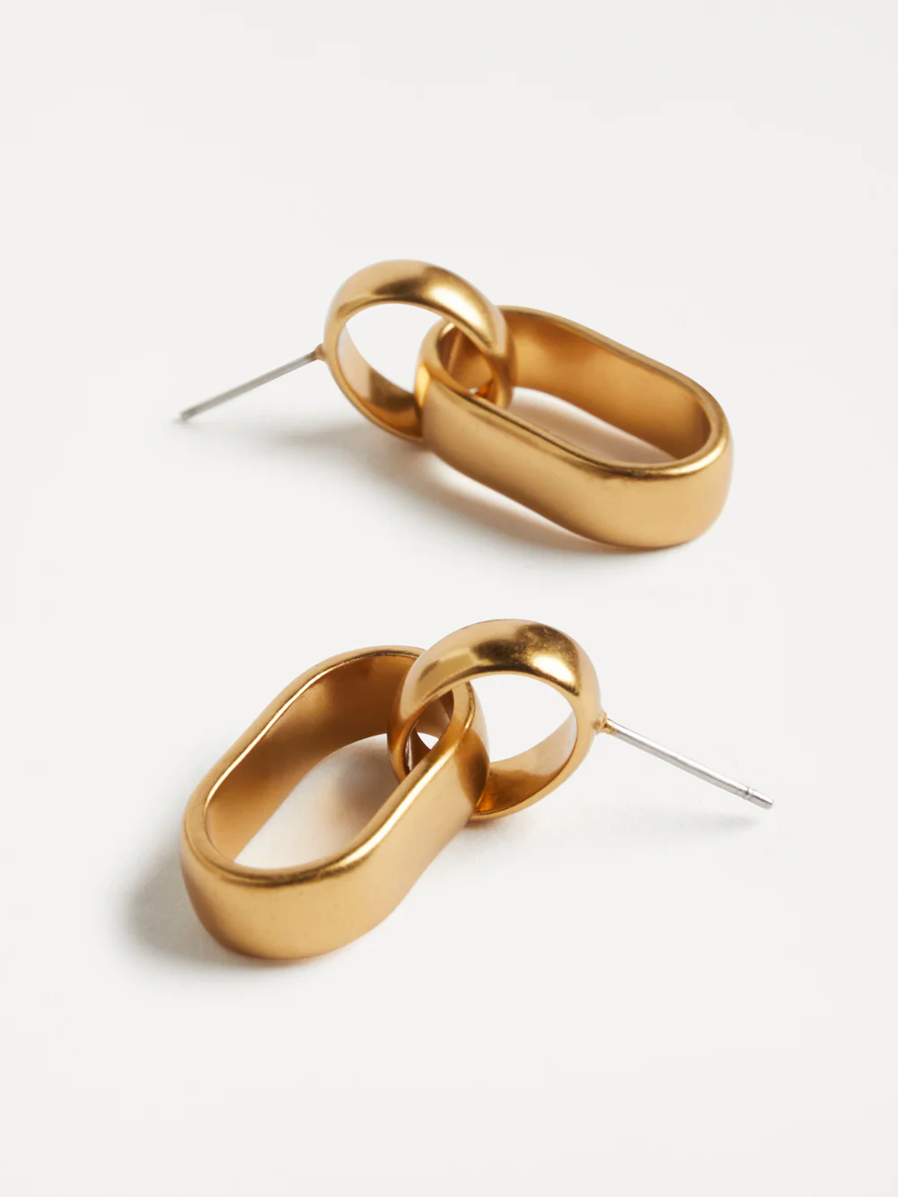 The Juliette Drop Earrings - Image 4