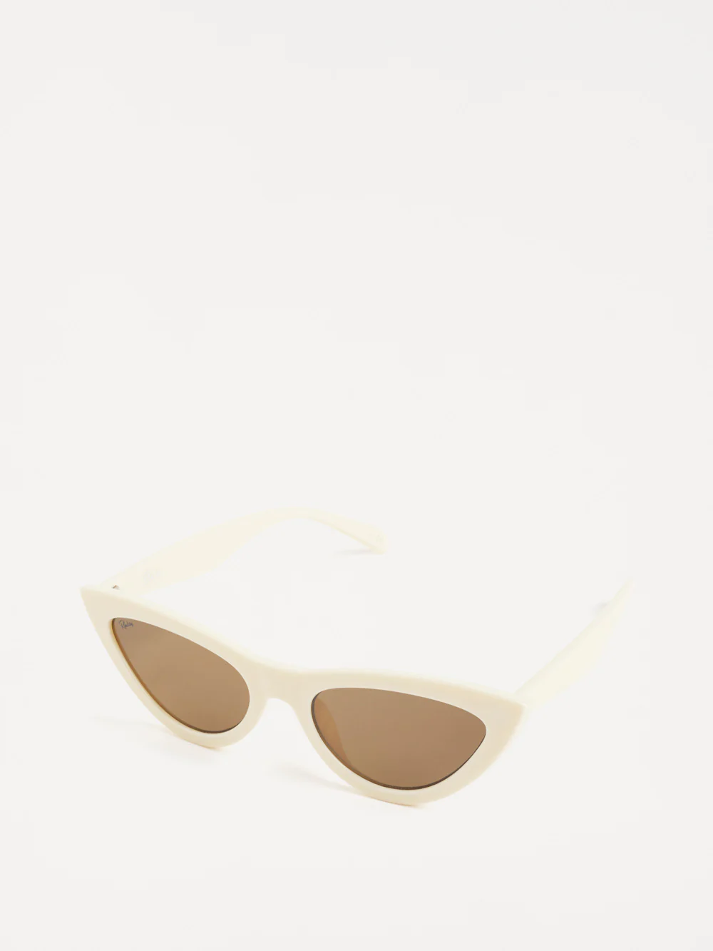 The Kiss Kiss Sunglasses - Image 7