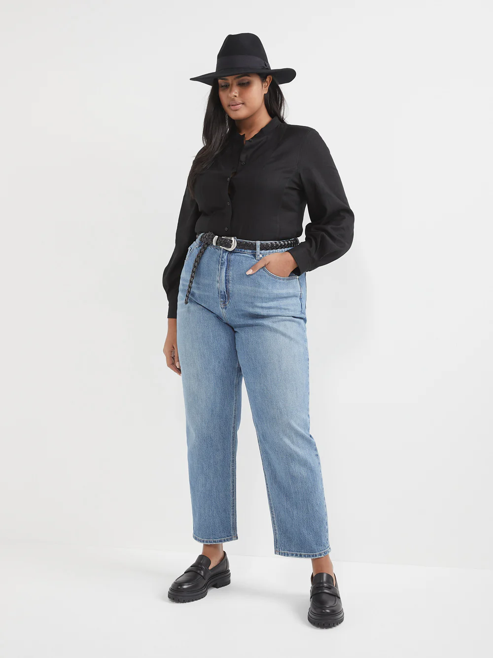 The Linen Blend Fitted Shirt - Image 6