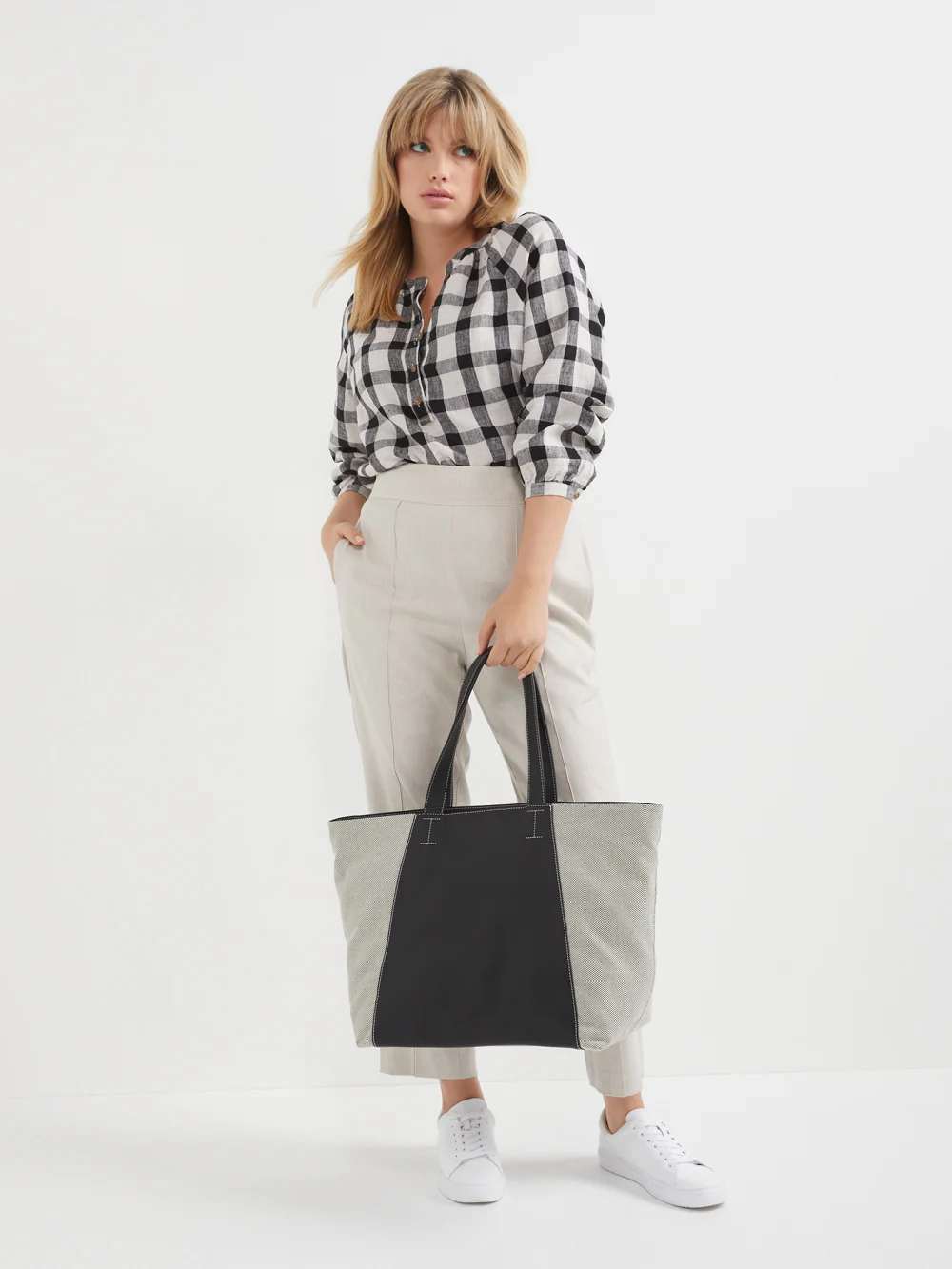 The Linen Check Popover Top - Image 2