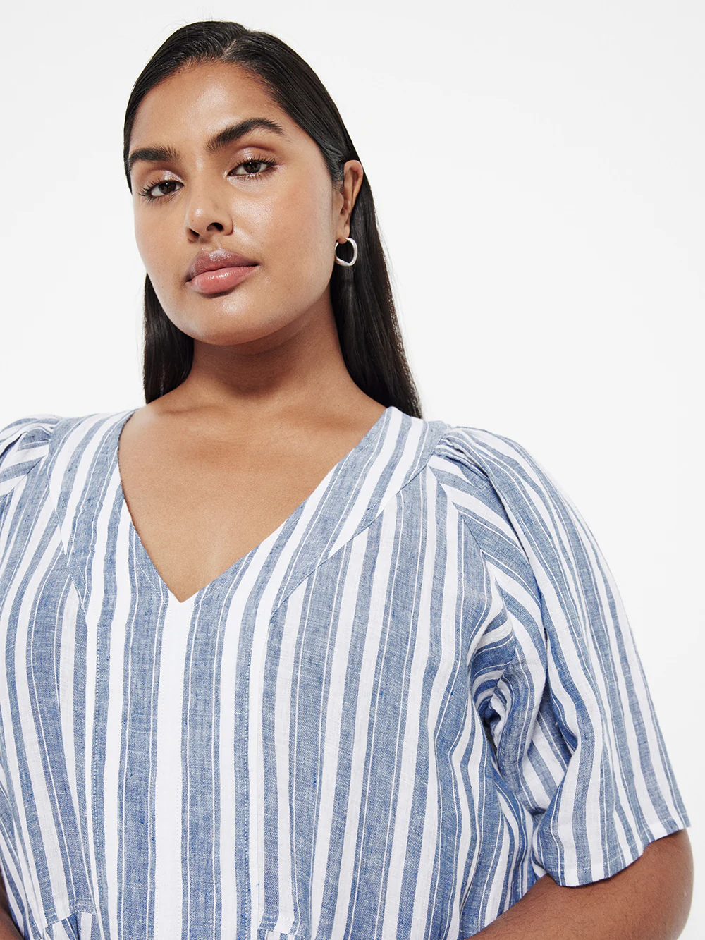 The Linen Flutter Sleeve Dress - Image 7