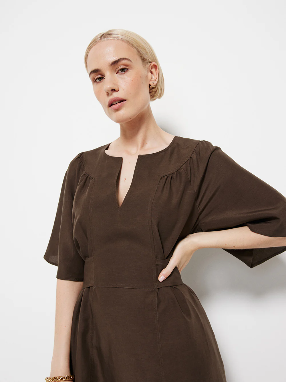 The Linen Flutter Sleeve Dress - Image 2