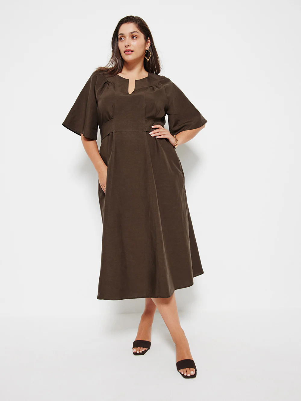 The Linen Flutter Sleeve Dress - Image 5