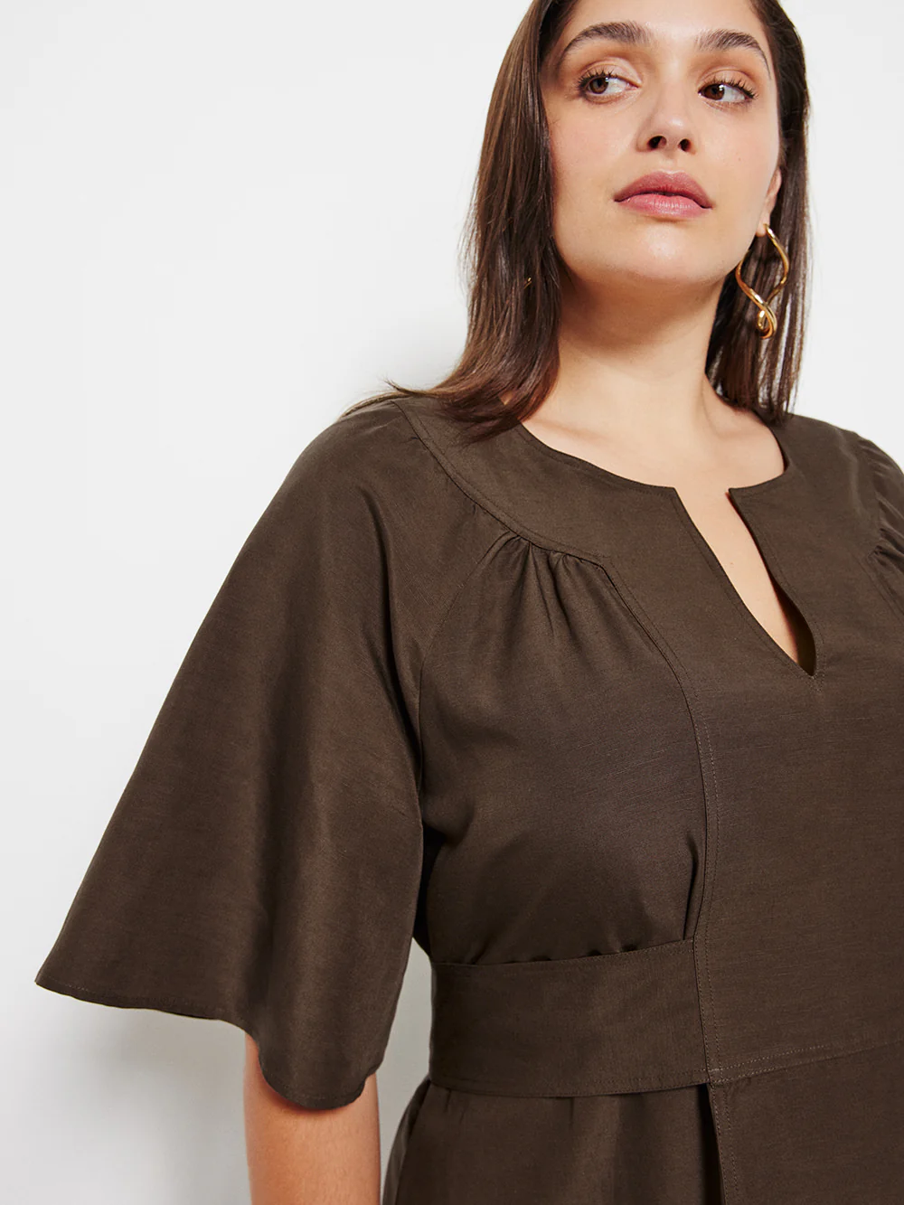The Linen Flutter Sleeve Dress - Image 6