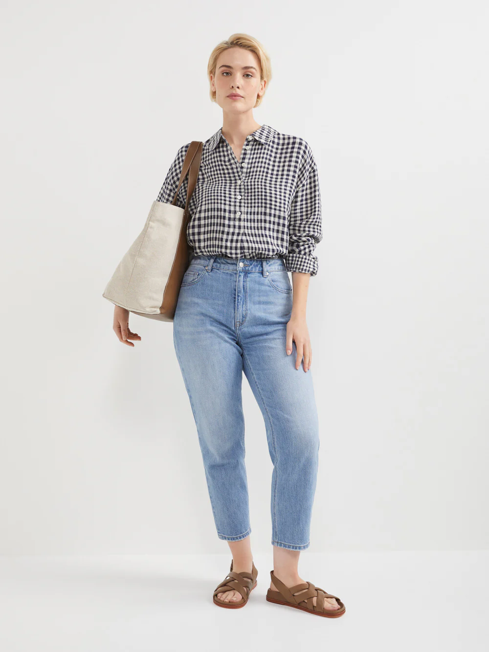 The Linen Gingham Popover Shirt - Image 2
