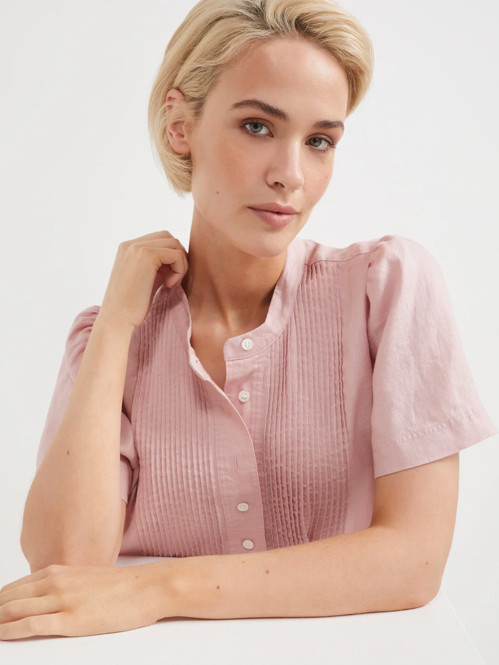 The Linen Pintuck Top - Image 4