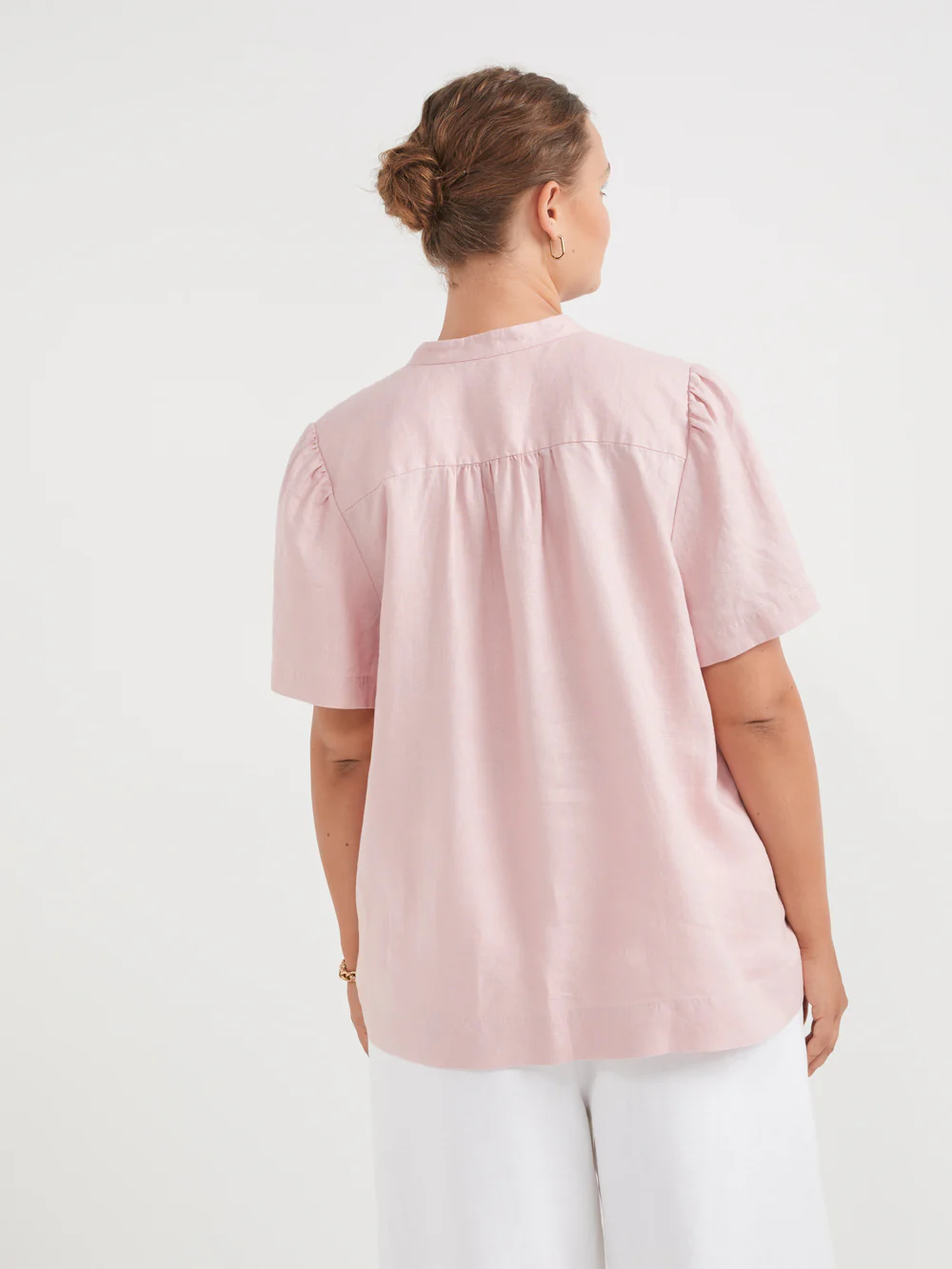 The Linen Pintuck Top - Image 8