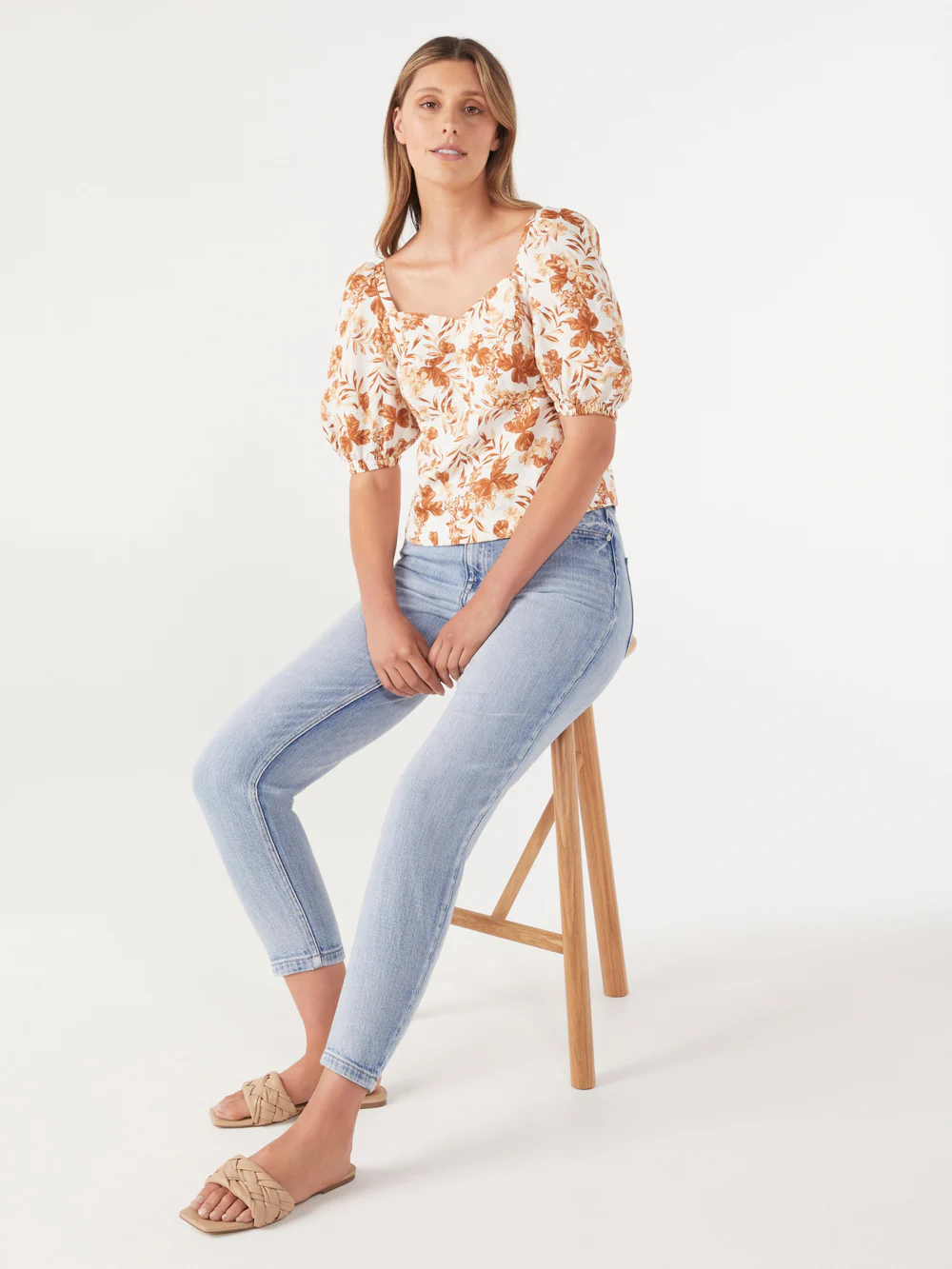The Linen Puff Sleeve Print Top