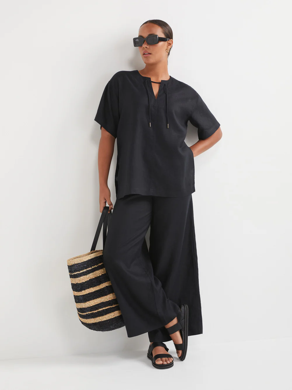 The Linen Short Sleeve Tunic Top