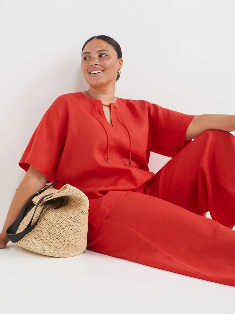 The Linen Short Sleeve Tunic Top - Image 6