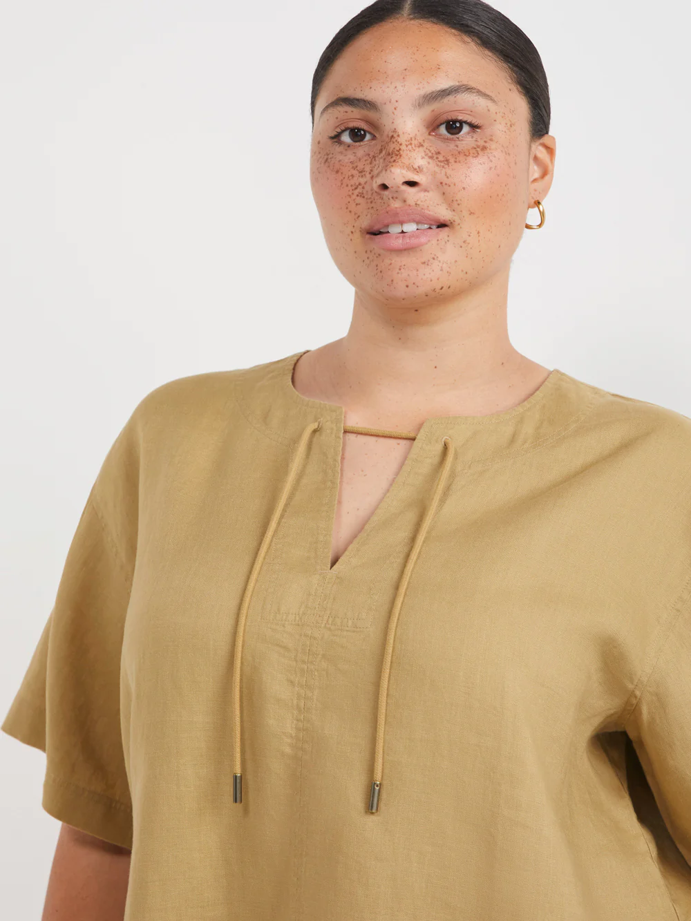 The Linen Short Sleeve Tunic Top - Image 9