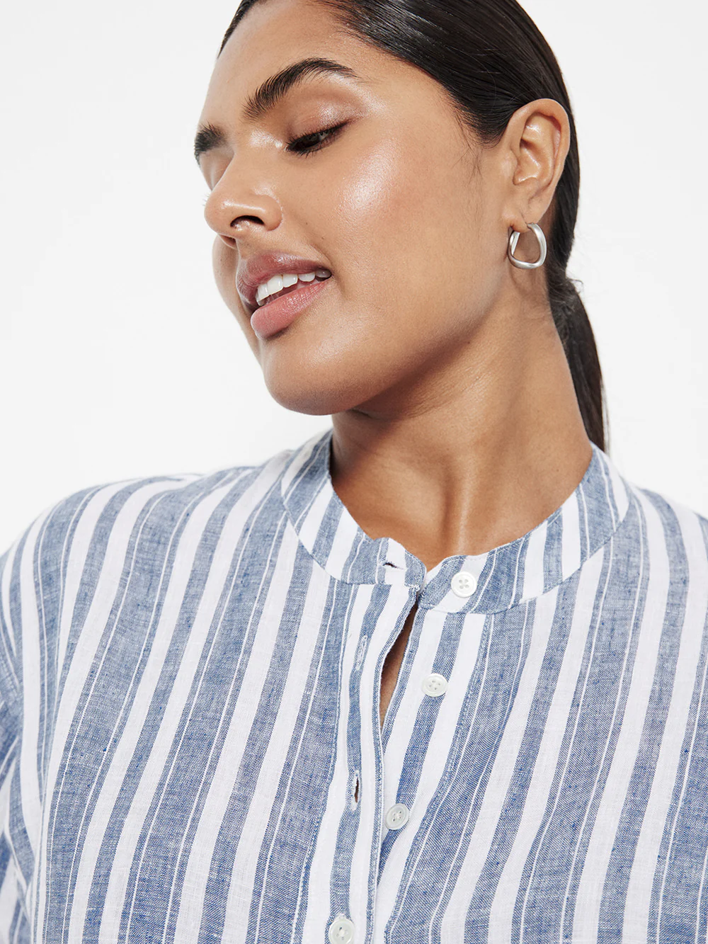 The Linen Stripe Tunic Shirt - Image 7