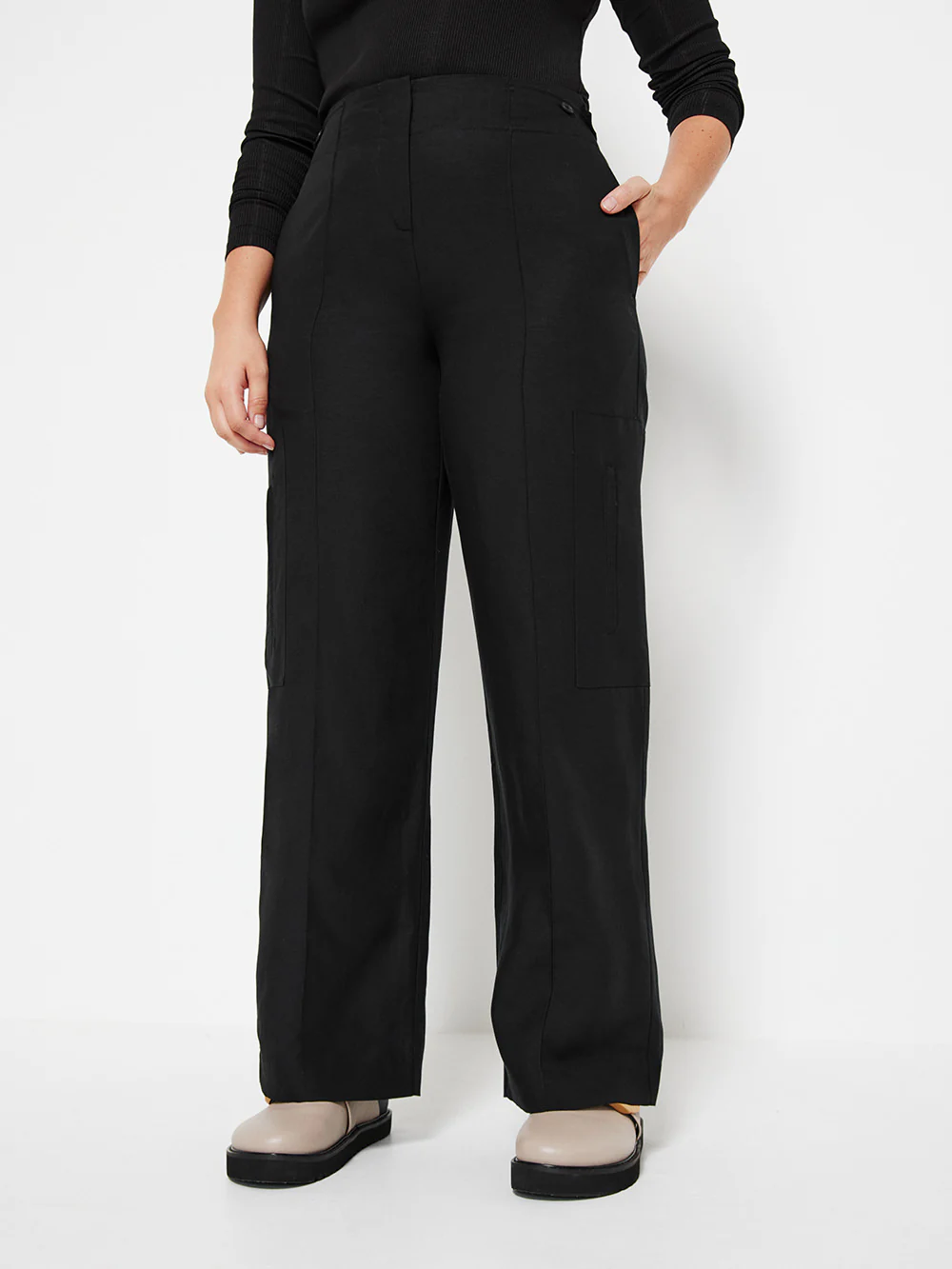 The Linen Utility Pant - Image 3