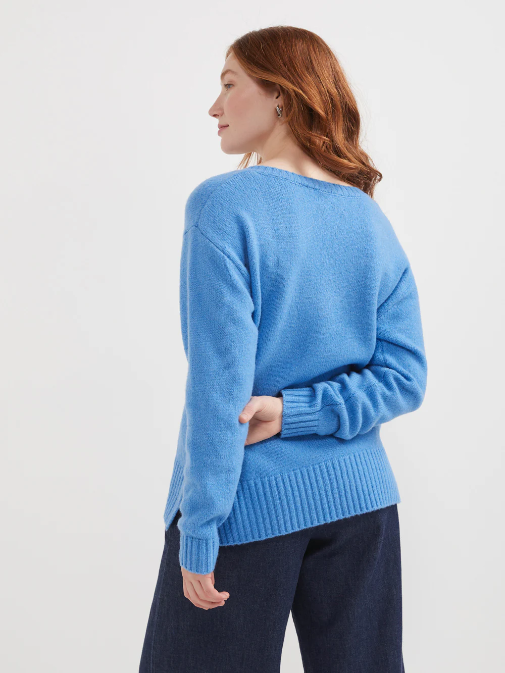 The Long Sleeve V-Neck Pullover - Image 3