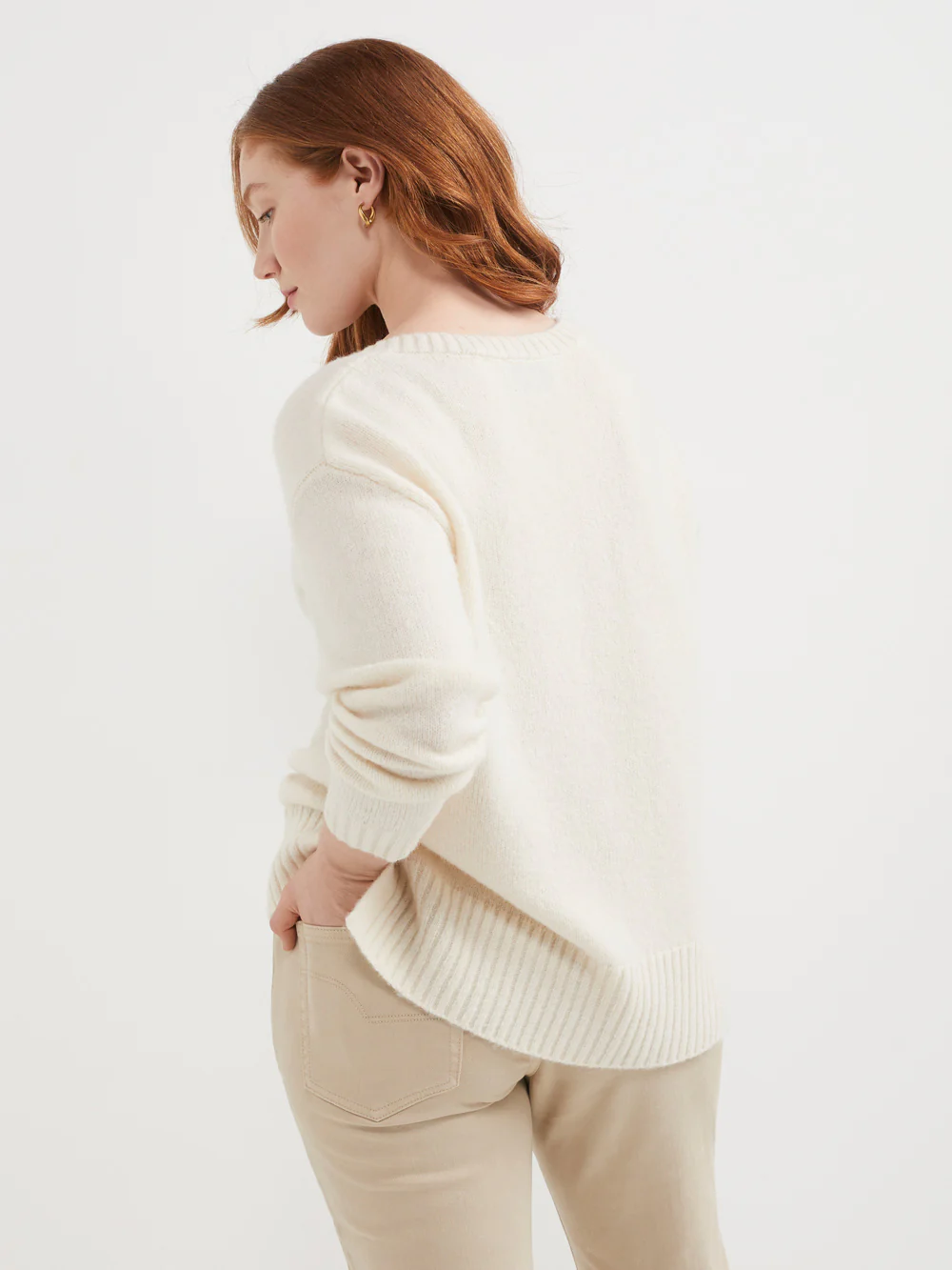 The Long Sleeve V-Neck Pullover - Image 3