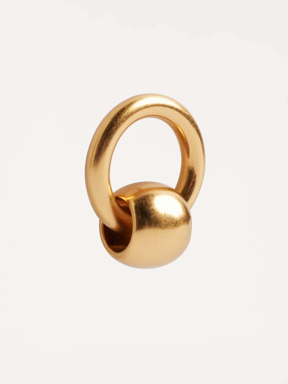 The Luella Drop Hoop Earings - Image 4