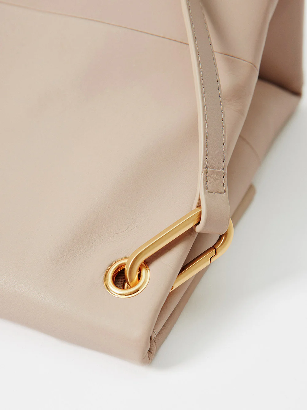 The Marcelle Leather Bag - Image 4